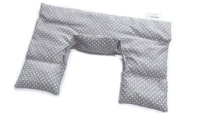 Produktbild Schulter-Nacken Kirschkernkissen grau gepunktet