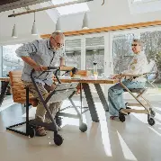 Zusätzliches Produktbild für Saljol Wohnraumrollator