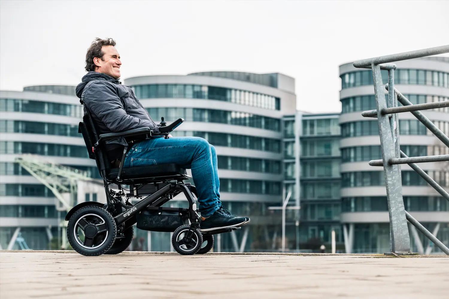 faltbarer Elektrorollstuhl Ergoflix carbon