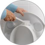 Toilettensitzerh&ouml;hung Cloo mit Armlehen - Reinigung